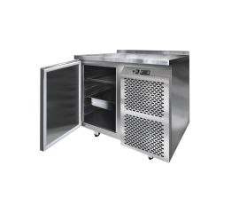 холодильный стол кондитерский