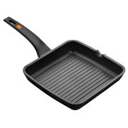 BRA&Monix (Испания) Сковорода 22*22 см. h=4,5 см. 1,30 л  алюм. рифлен. с антиприг. покрыт. (индукция) Efficient BRA&Monix /1/ АКЦИЯ